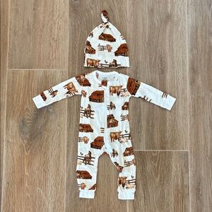 Milkbarn Organic Cotton Zipper Pajama and Knotted Beanie Hat “Homestead” 3-6M
